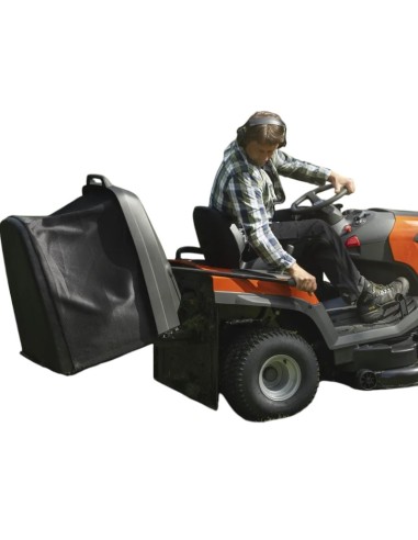 Trattorino tagliaerba Husqvarna TC 220T Offerta...