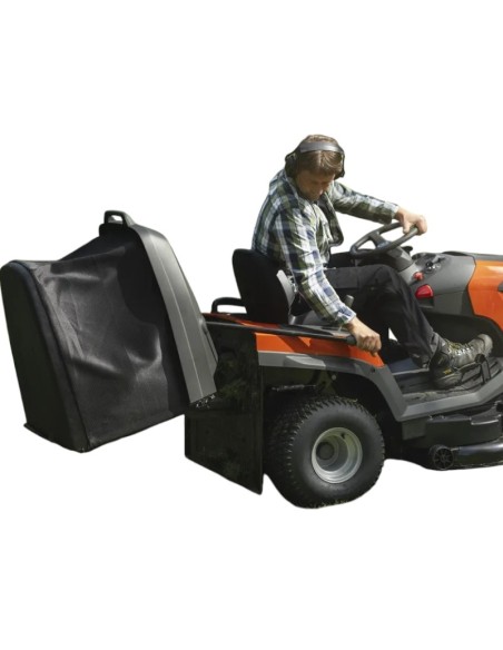 Trattorino tagliaerba Husqvarna TC 220T Offerta Primavera 2025